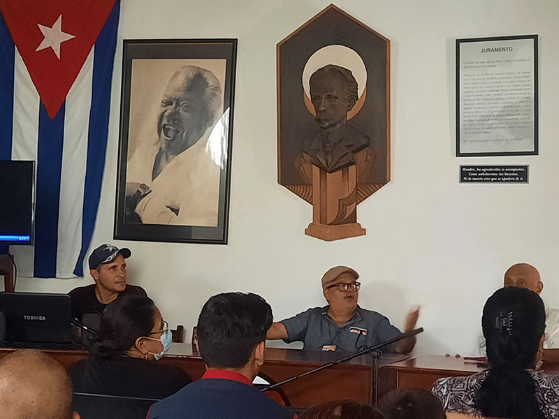Fotos de la autora félix beatón uneac 1