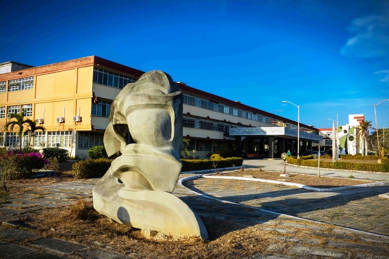 0105 hospital quirurgico holguin2