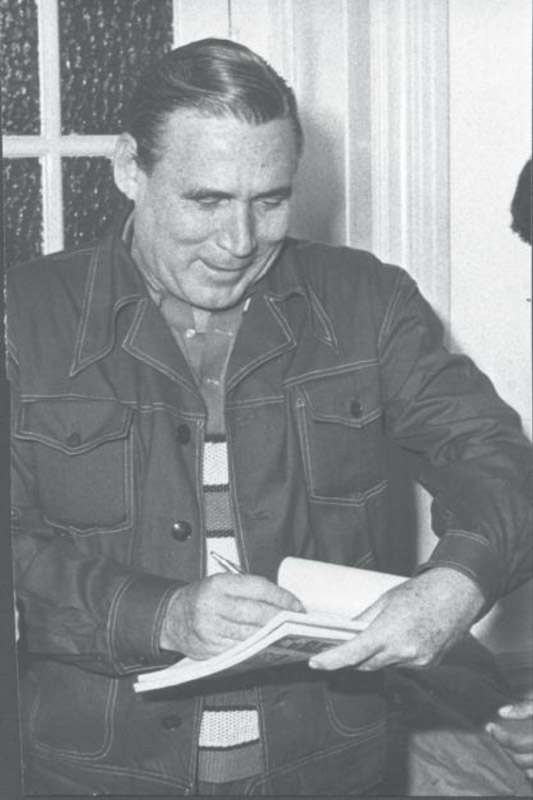 Baudilio Castellanos 02