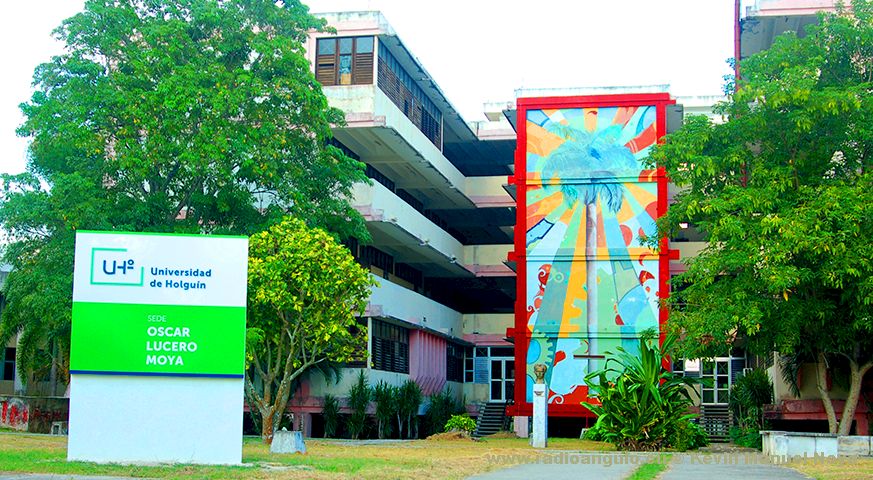 1111 universidad holguín