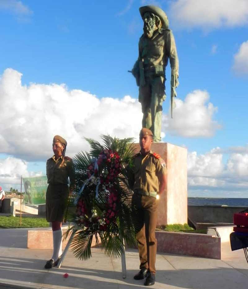 Camilo homenaje Gibara 2