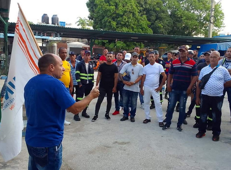 La Brigada Calixto García de Holguín partió hacia la región occidental para apoyar las labores de recuperación. Foto: Empresa Eléctrica de Holguín. Situacion energeticaH6