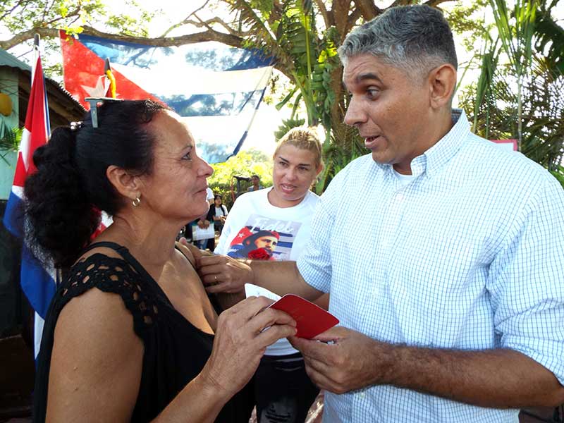 mujer rural Entrega del Carnet PCC ATH