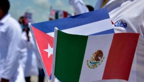 Medicos cubanos 580x330