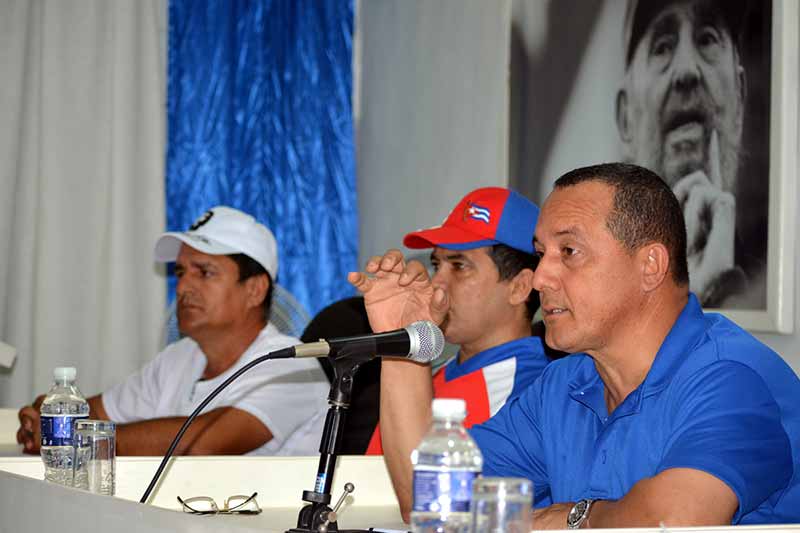 ciudad recogida basura ATH 1