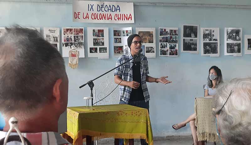 Fotos de la autora colonia china anivers 90 3