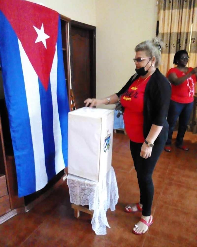 Elizabeth López Laffita. patria votacion código 8