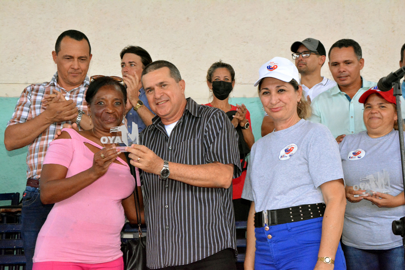 Fotos: Alexis del Toro Plenaria Holguin 08 aribel