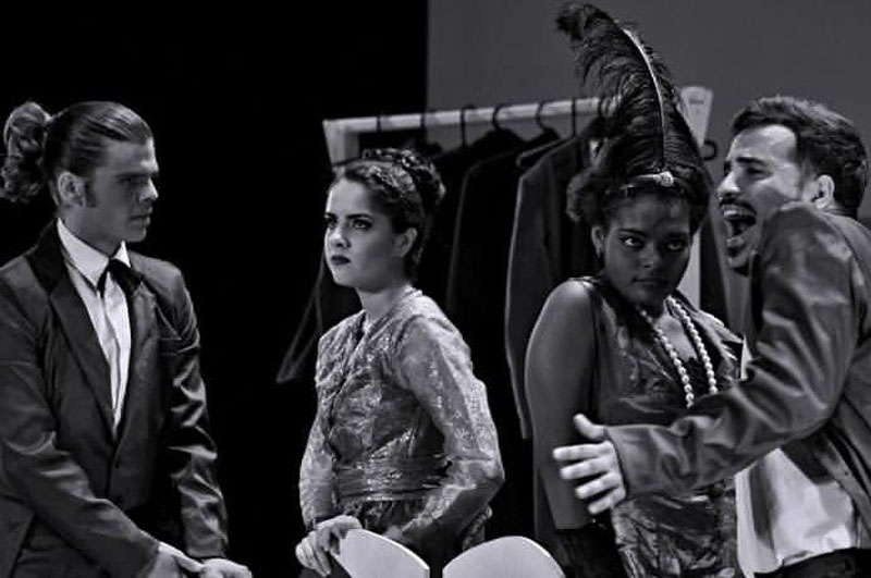 En la obra “La boda”, de Virgilio Piñera, con Teatro de La Luna. Foto: Cortesía Daniel Barrera Daniel Barrera 08