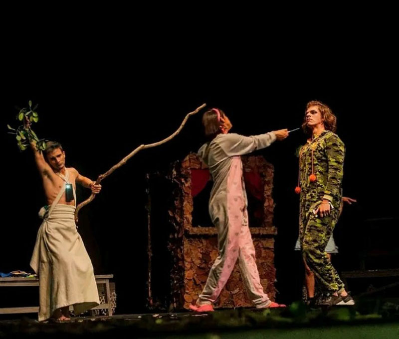 En “Sueño de una noche de verano”, de William Shakespeare, con Teatro El Público. Foto: Cortesía Daniel Barrera Daniel Barrera 10