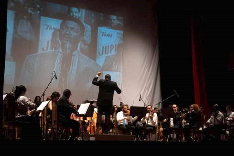 gala tiunfo revolución 2