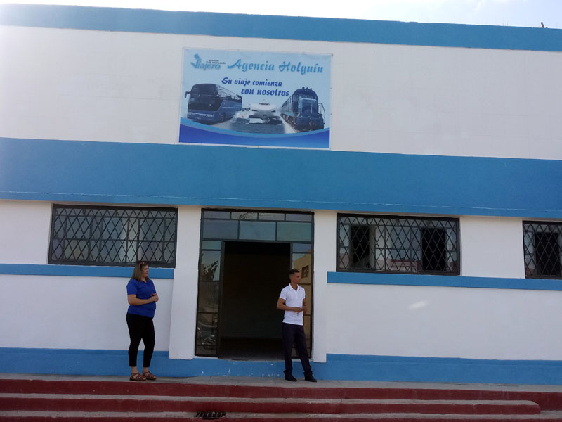 La Agencia Viajero reinicia sus operaciones en su sede oficial este miércoles. Fotos del autor Agencia Viajero 1