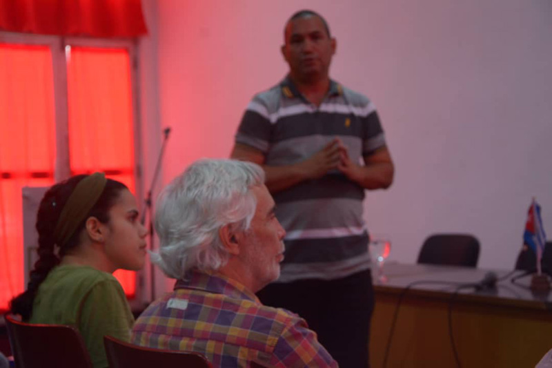 Durante el encuentro, se realizó la presentación de proyectos de investigación de la Universidad de Moa. programas energía 3