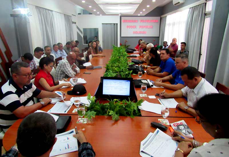 Ministra inés maría planta Cueto ATH 7