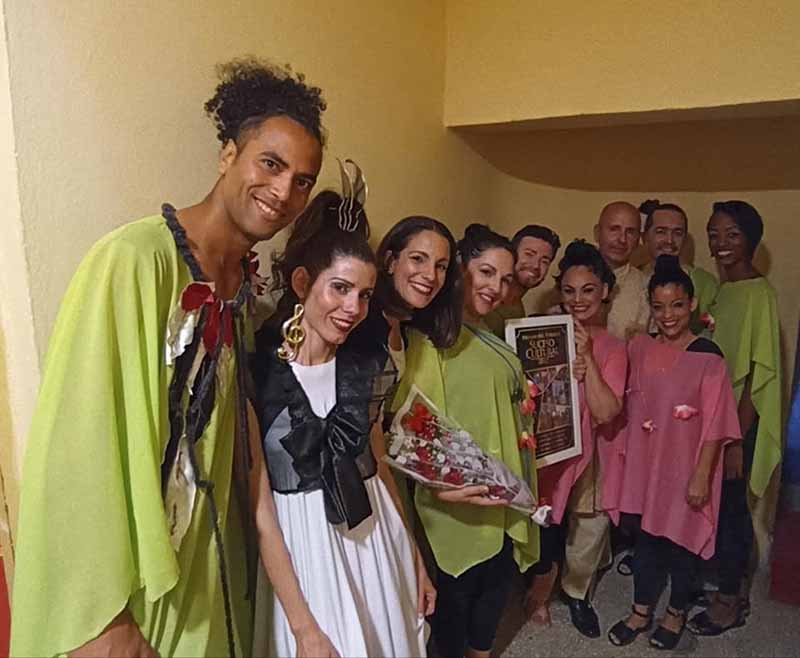 Compañía de Narración Oral Palabras al Viento mereció el premio del público en la gala del Suceso Cultural del Año 2022. premio suceso cultural2