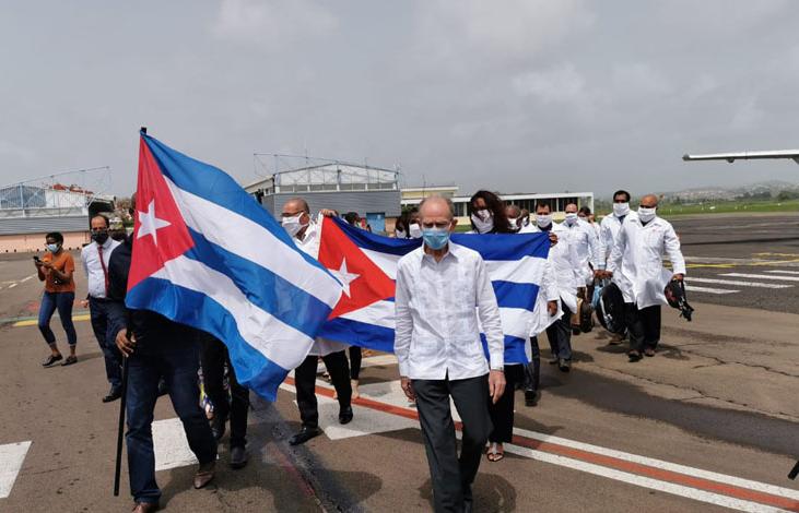 medicos cubanos en martinica