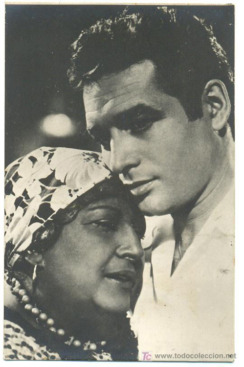 Lupe Suárez y Jorge Mistral, en la película mexicana de 1952. telenovela5