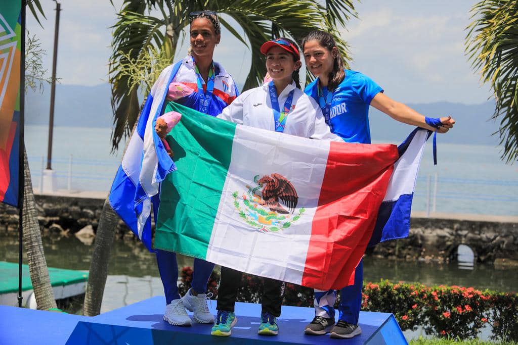 ana laura jimenez remo premiacion