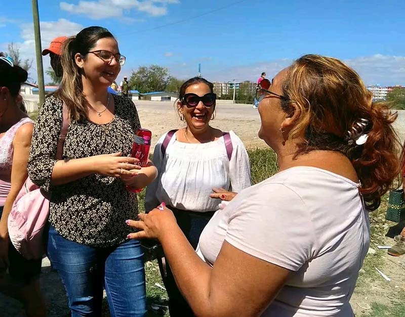 mujer periodista 14