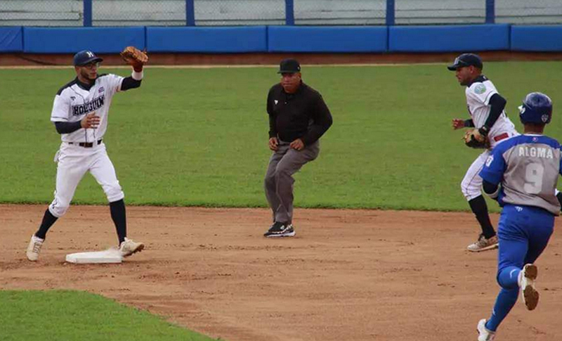 Foto: Amauris Betancourt HOLGUIN INDUSTRIALES 1