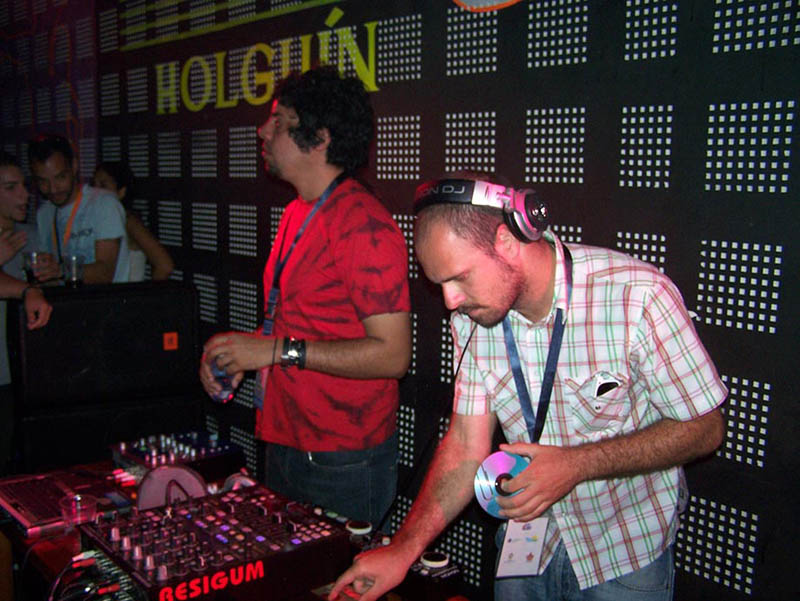 Electro Romerías: DJ Enrique Maresma y Joyván Guevara de La Habana (2009) Rom 09 3