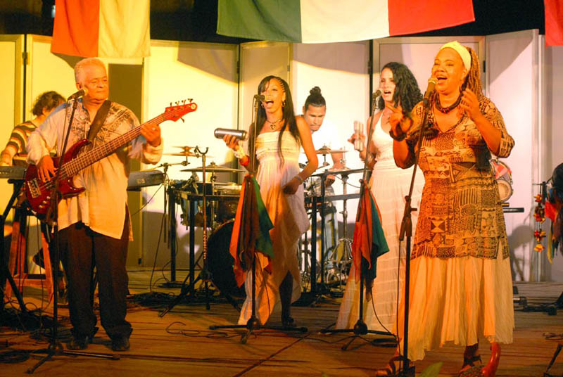 Grupo Síntesis (2013) Rom 13 5