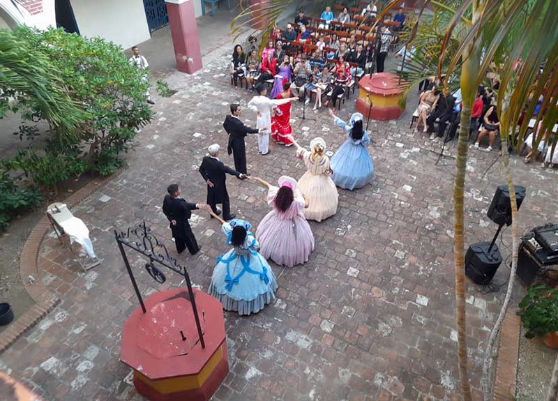 cecilia valdés universitarios.HG 4