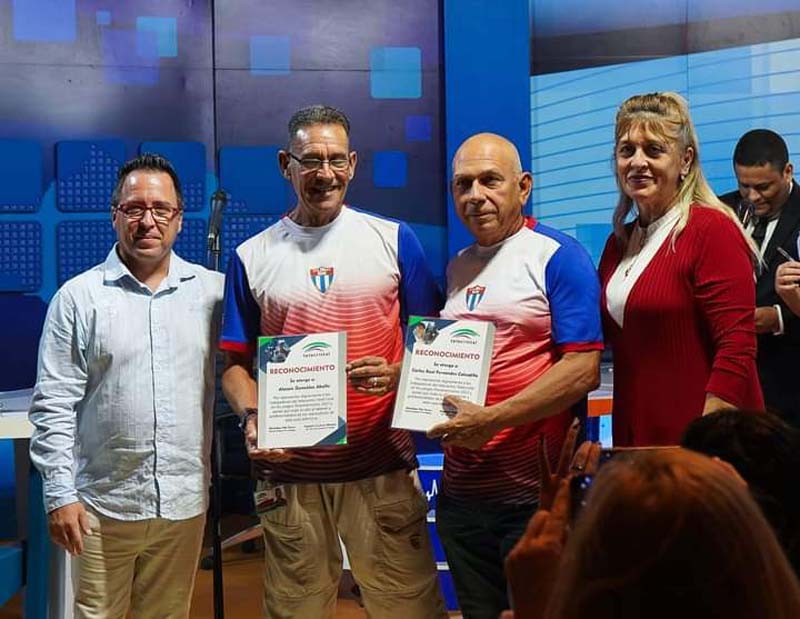 Fotos: Robert Rodríguez y Olga Morales telecristal1