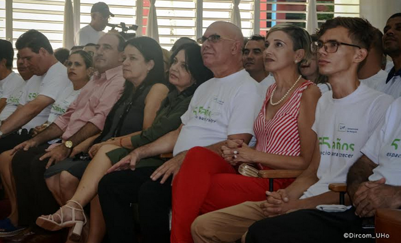 Fotos: DirCom UHo aniversariouniversidad2