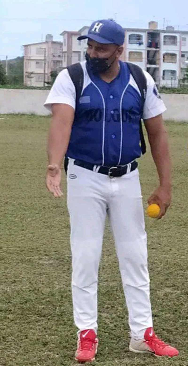 manager Lugdis Pineda 2