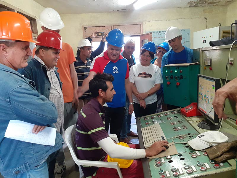 báguanos recorrido autoridades 5
