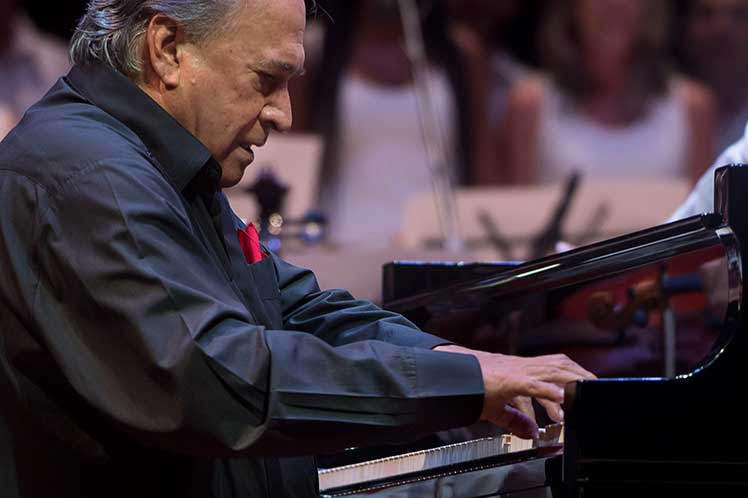 frank fernandez