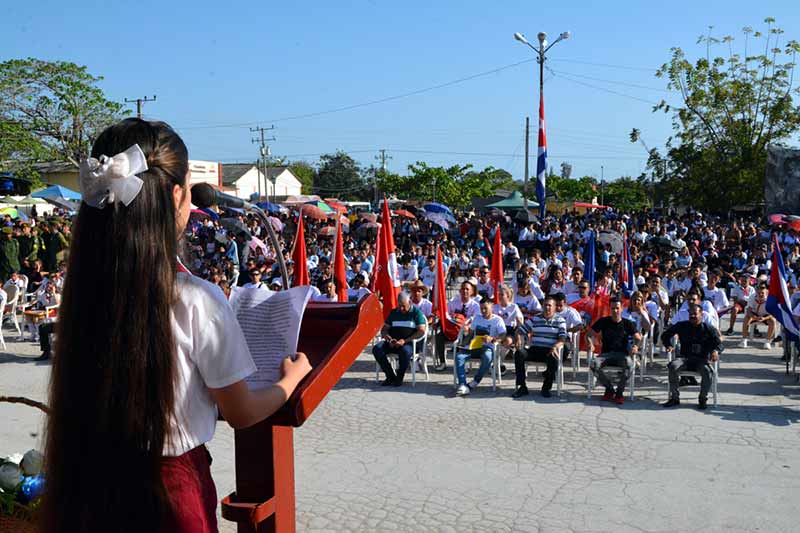 juventud opjm acto ATH 7