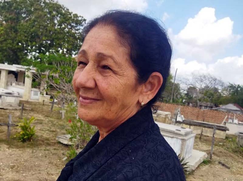 sepulturera mayra reyes
