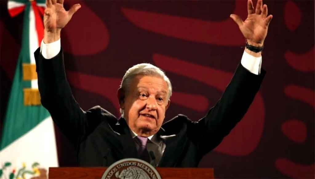 Lopez Obrador medicos Cuba 1 1