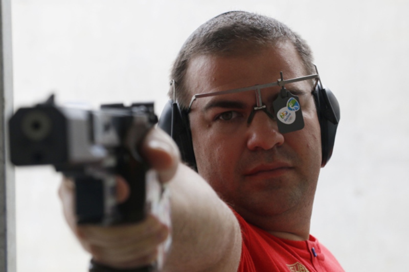 Leuris Pupo. Tiro Leuris Pupo 2