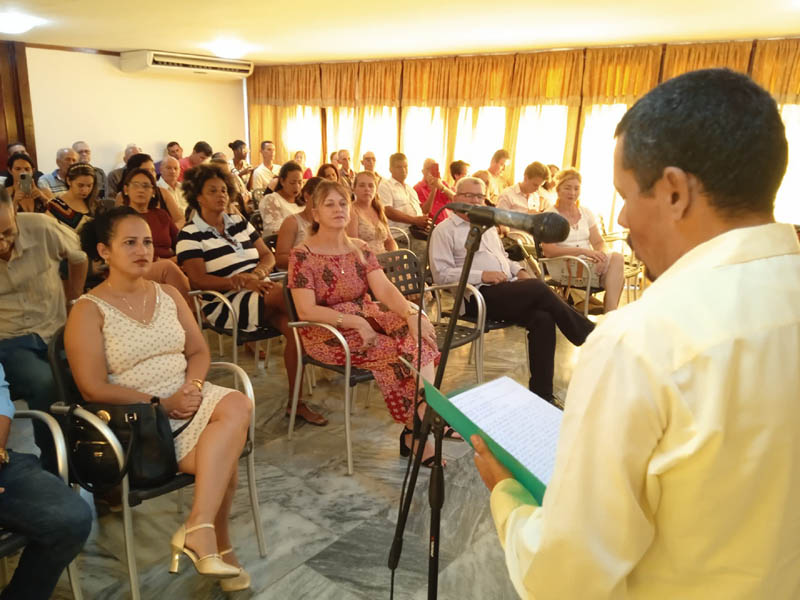 acto historiadores 01