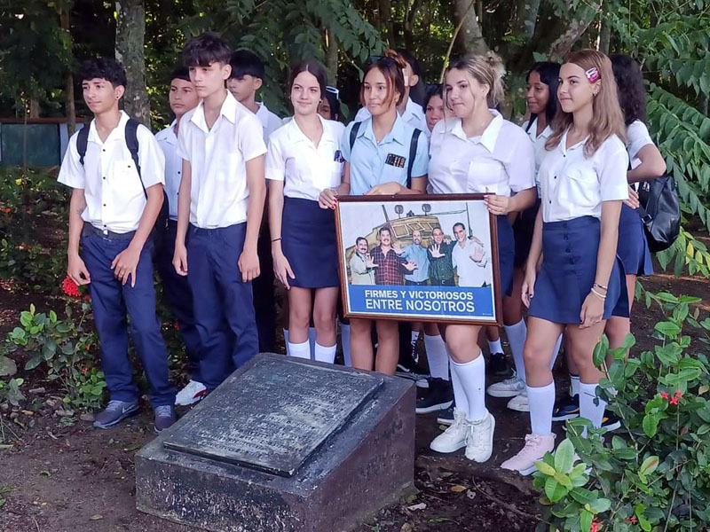 acto cinco heroes 04