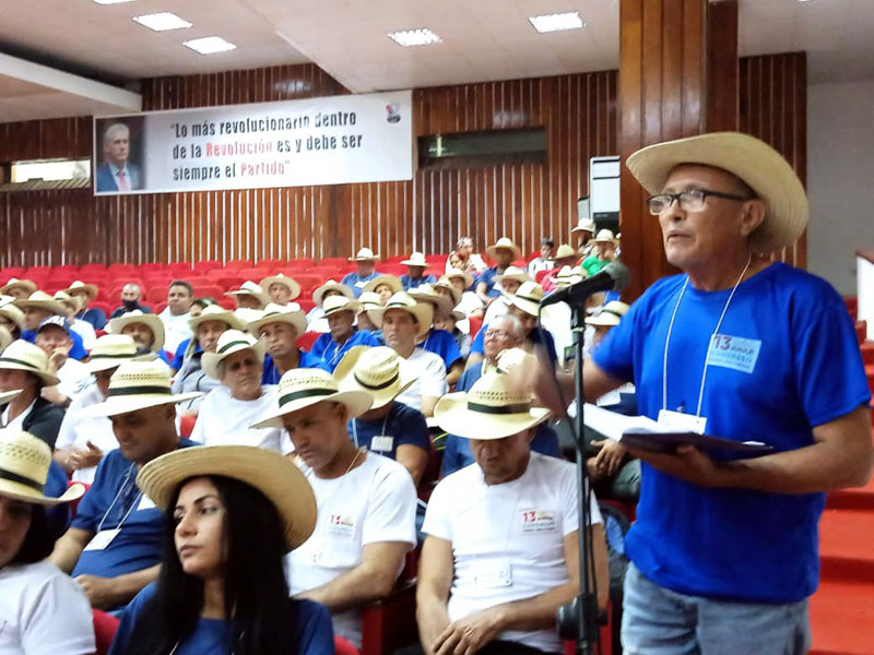 asamblea anap 04