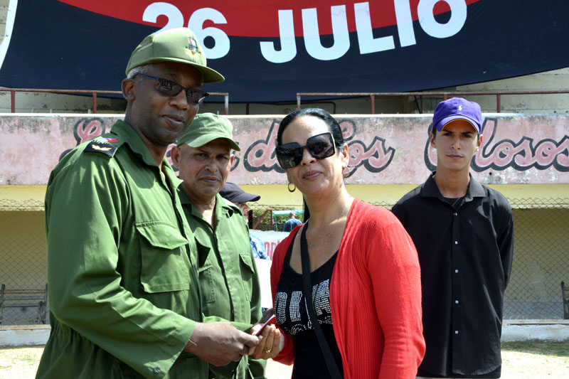 defensa UN 05