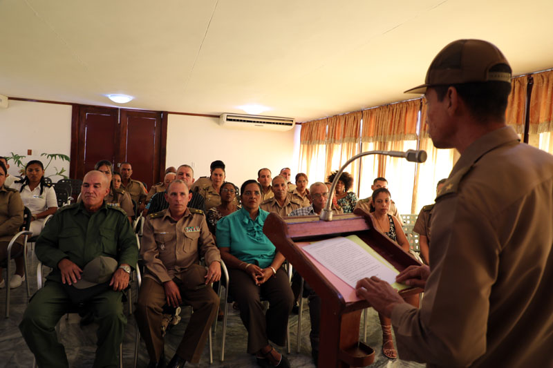 escuela defensa 01