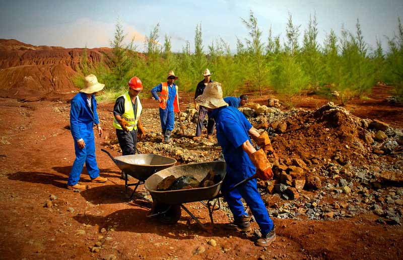 1224 holguin recupera areas de explotacion minera