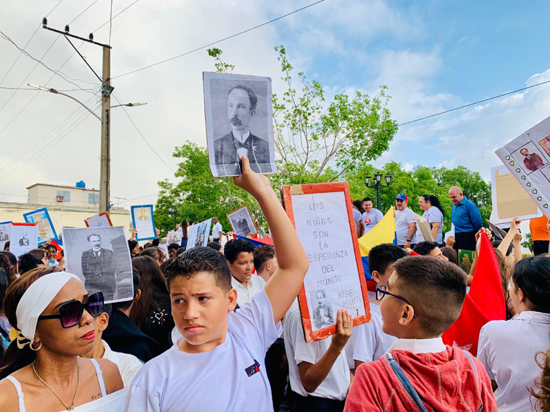 desfile pioneril m 09