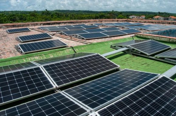 paneles solares 580x384