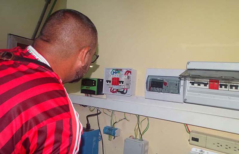 universidad holguin paneles3