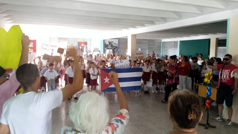 escuela bloqueo 01