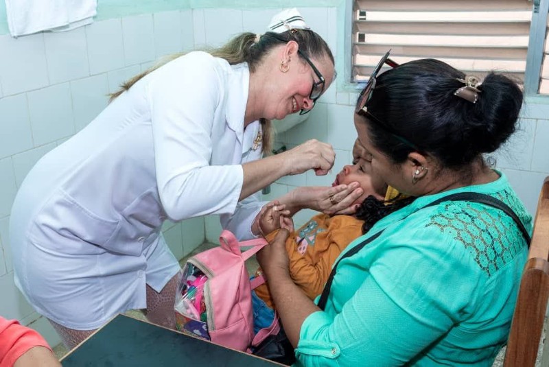 vacuna antipolio 01