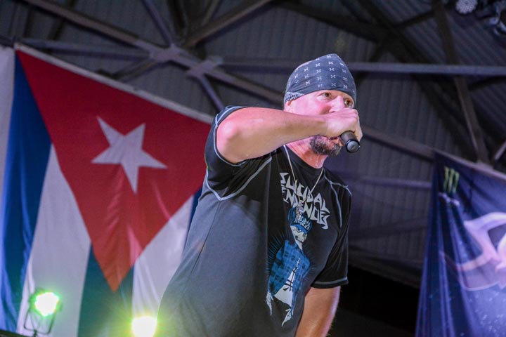 Mike "Cyco Miko" Muir, voz líder de Suicidal Tendencies, en el concierto en Holguín