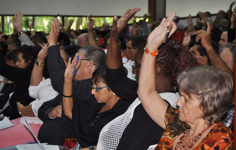 Foto: Elder Leyva asamblea 2