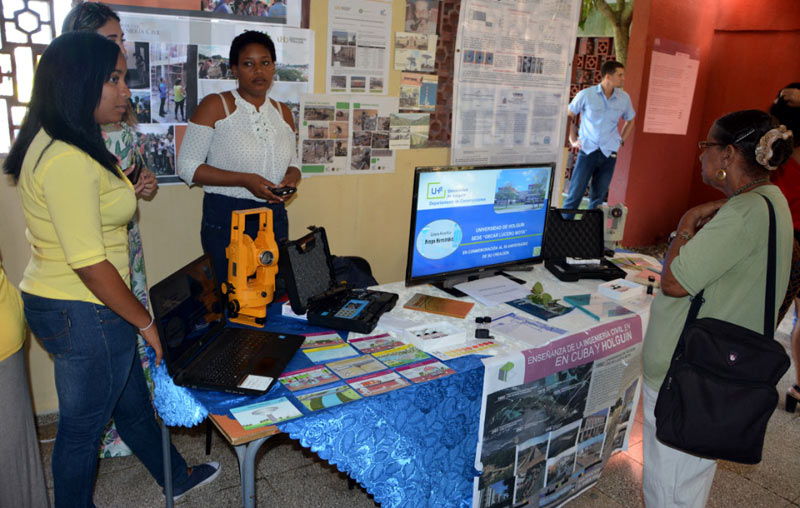 UHO aniversario expoferia 4